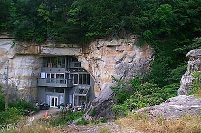 doukutsuhouse1.jpg