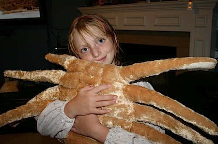 facehugger-pillow.jpg
